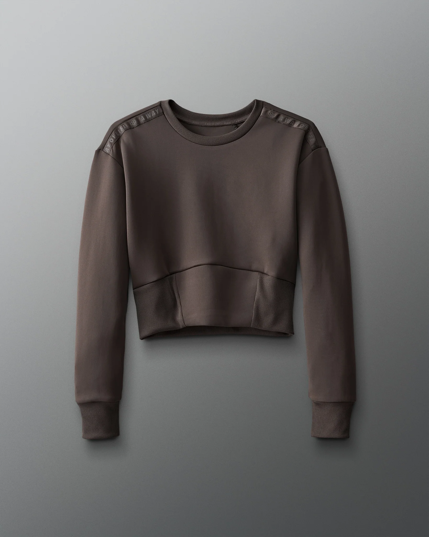 COOL-FEEL Women's Fitted Crew - Cocoa