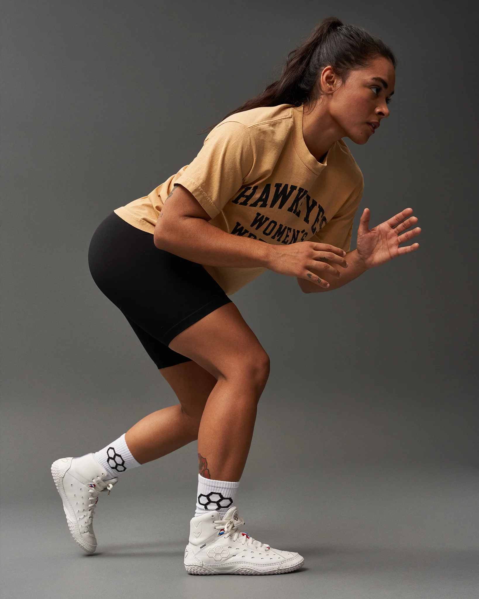 Hawkeyes Women's Vintage Arch Heavyweight T-Shirt - Image 2