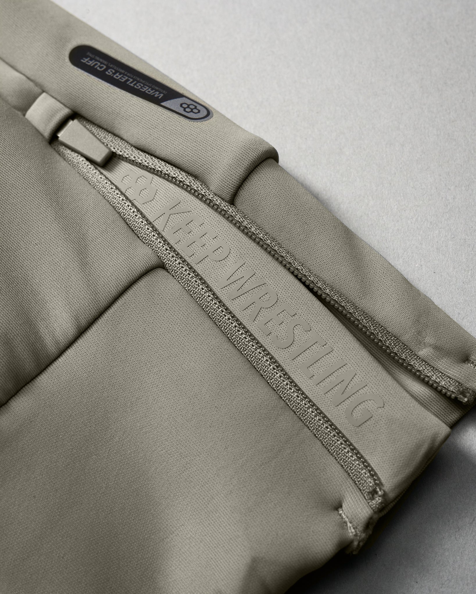 RUDIS COOL-FEEL Women's Jogger - Olive - Image 4