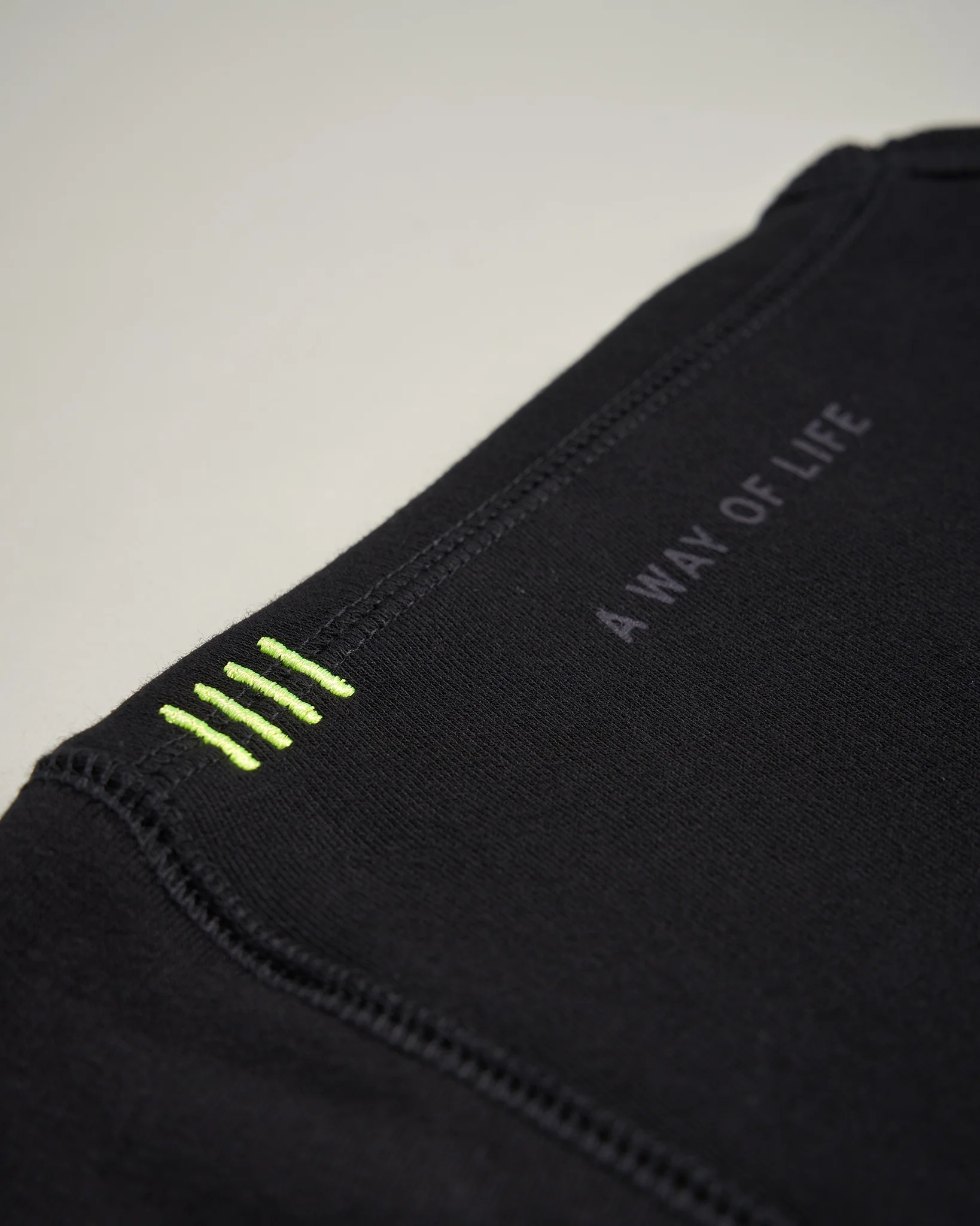 RUDIS Essential Hex Crewneck - Image 3