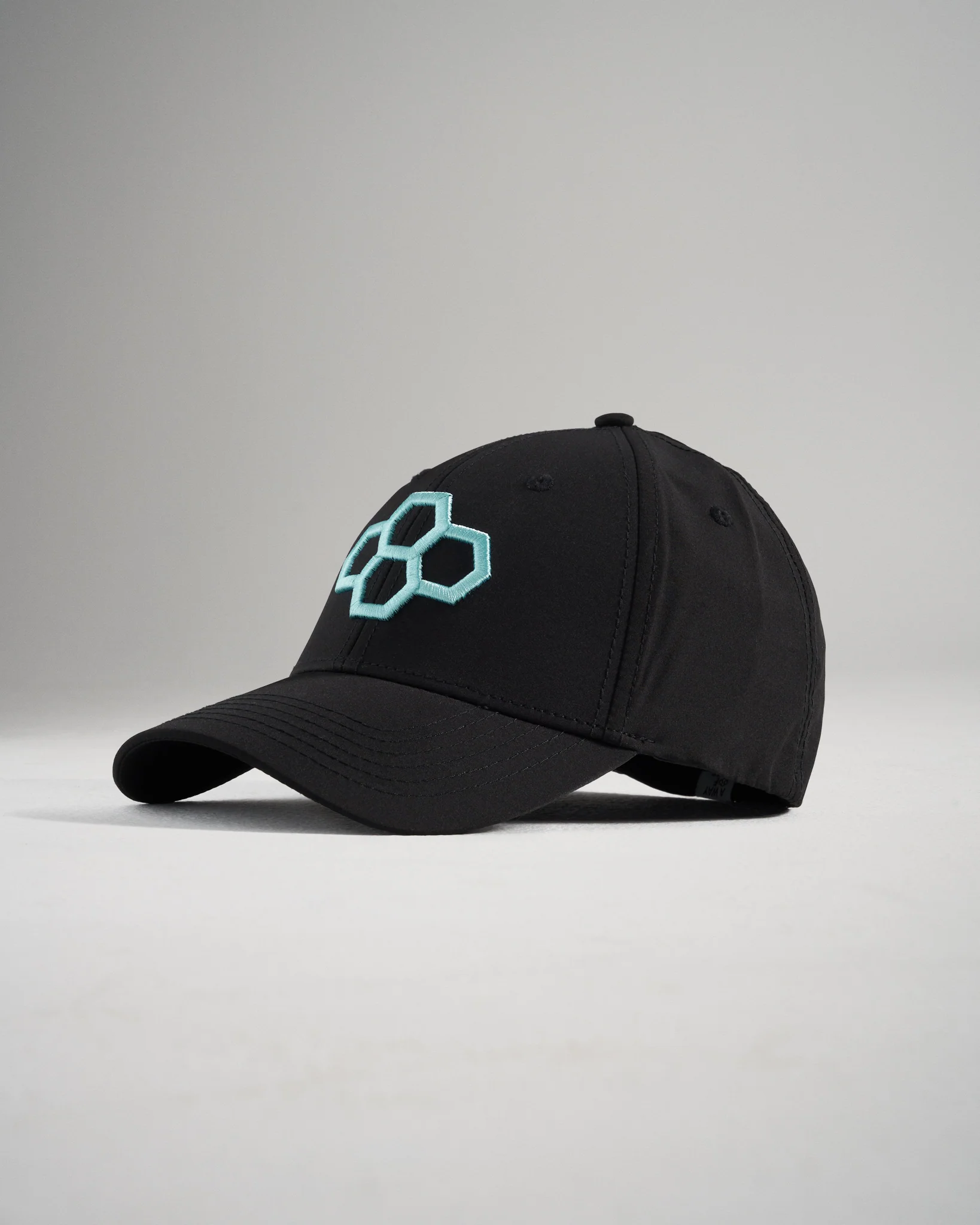 RUDIS Essential Hex Performance Hat - Image 2