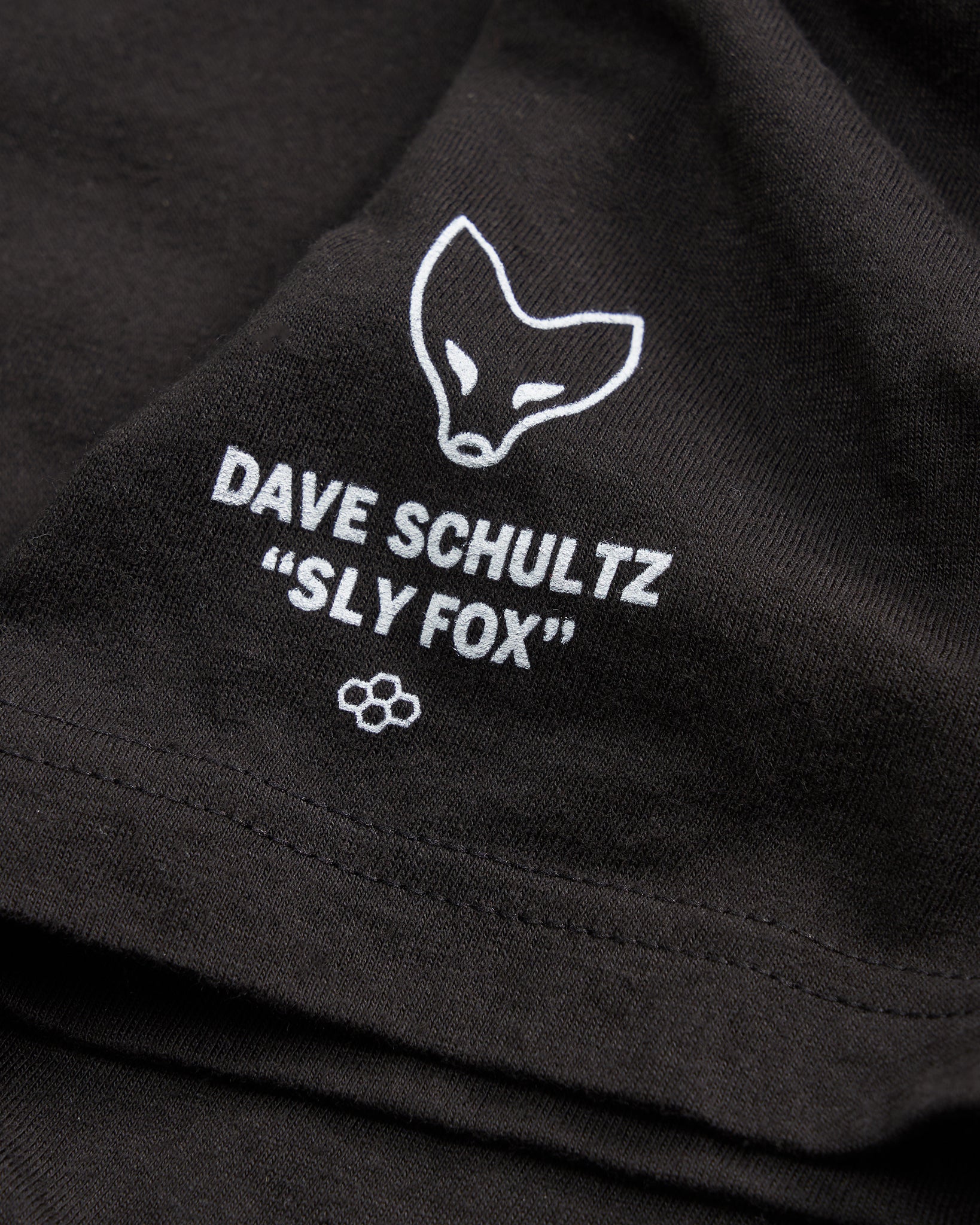 RUDIS Sly Fox Script T-Shirt - Image 3