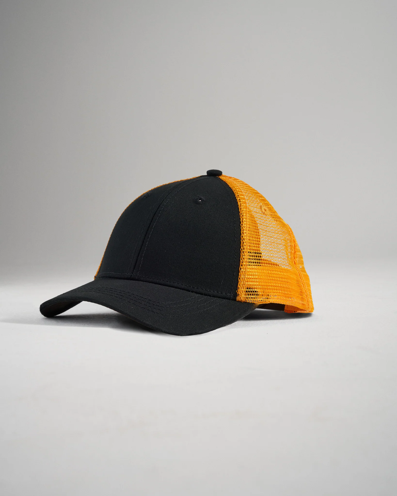 RUDIS Trucker Hat - Black/Yellow