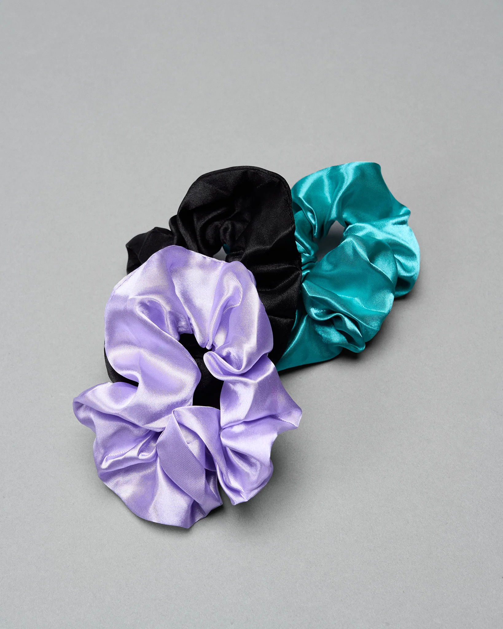 Sarah Hildebrandt 3-Pack Scrunchies - Image 4